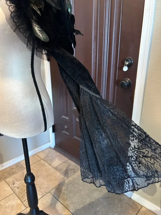 Witchy Goth Steampunk Bolero Shrug - Picture 7 of 12
